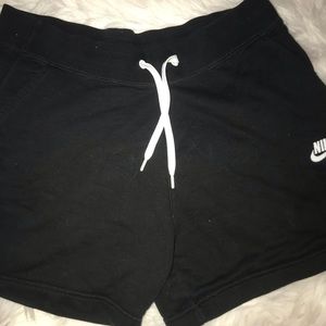 Black medium Nike shorts